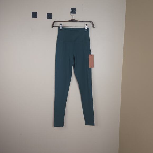 Girlfriend Collective Compressive High-Rise Legging in Moss Size XS - Picture 1 of 8